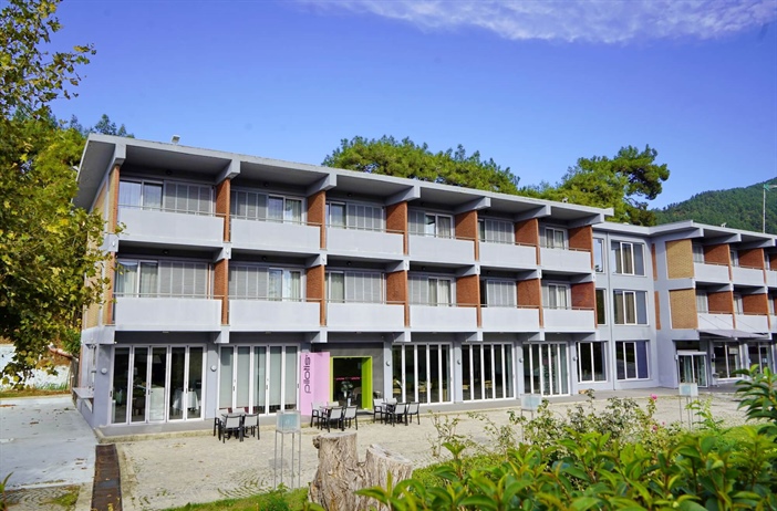 14. Hotel Xenia