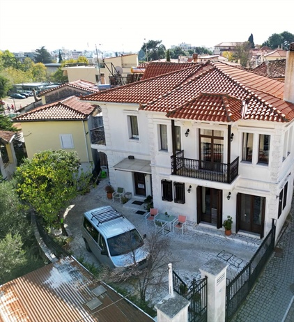 89. Iordanidis Building
