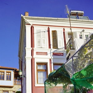 98. Stavropoulos House