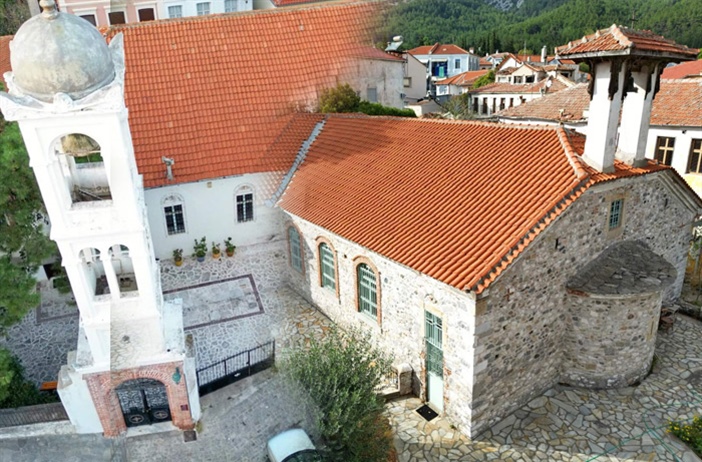 In the neighborhoods of Agios Vlasios and Agios Georgios